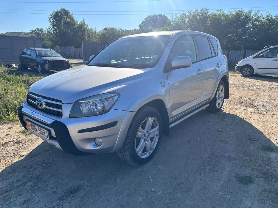 НА ЧАСТИ Toyota Rav4 2.2 D-Cat 177к.с 2008г