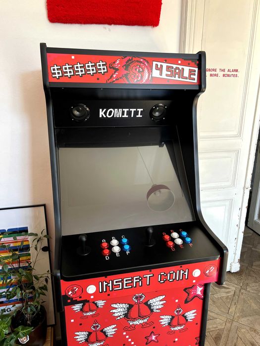 Arcade Retro Gaming Machine