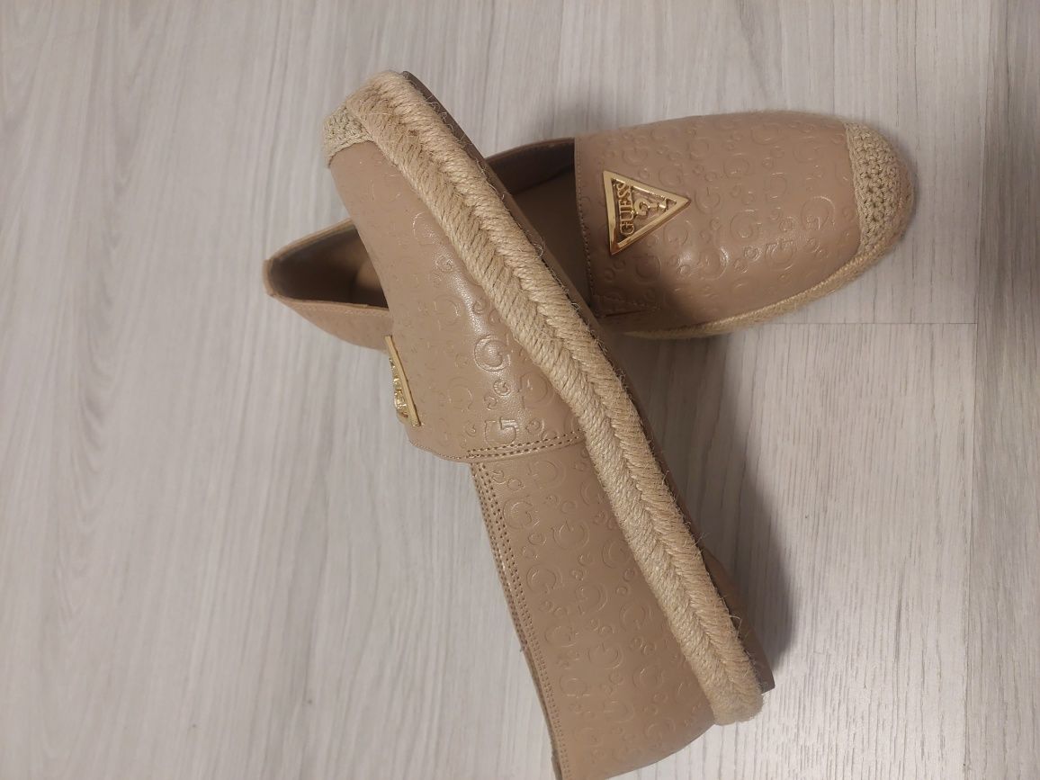 Еспадрили на Guess