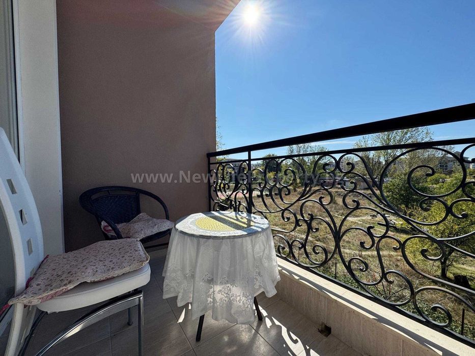 Продава се Двустаен апартамент в к.к. Слънчев бряг - 49 кв.м за 2143 €/кв.м - Снимка #18