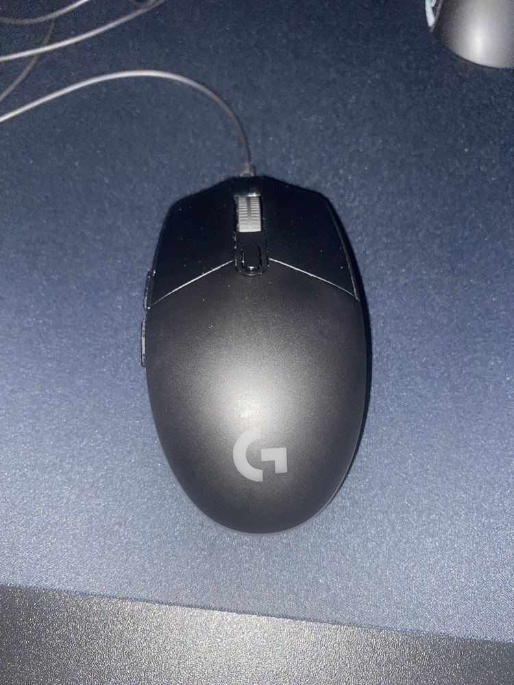 Logitech 102 1 месяц исползивание