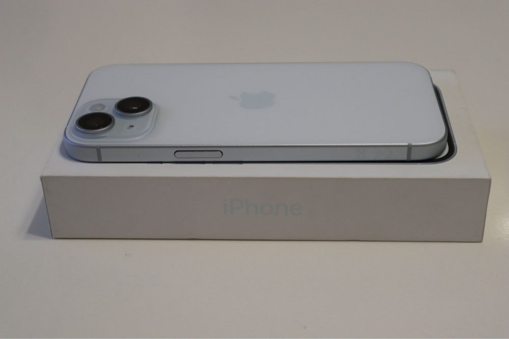 Iphone 15 256 GB blue