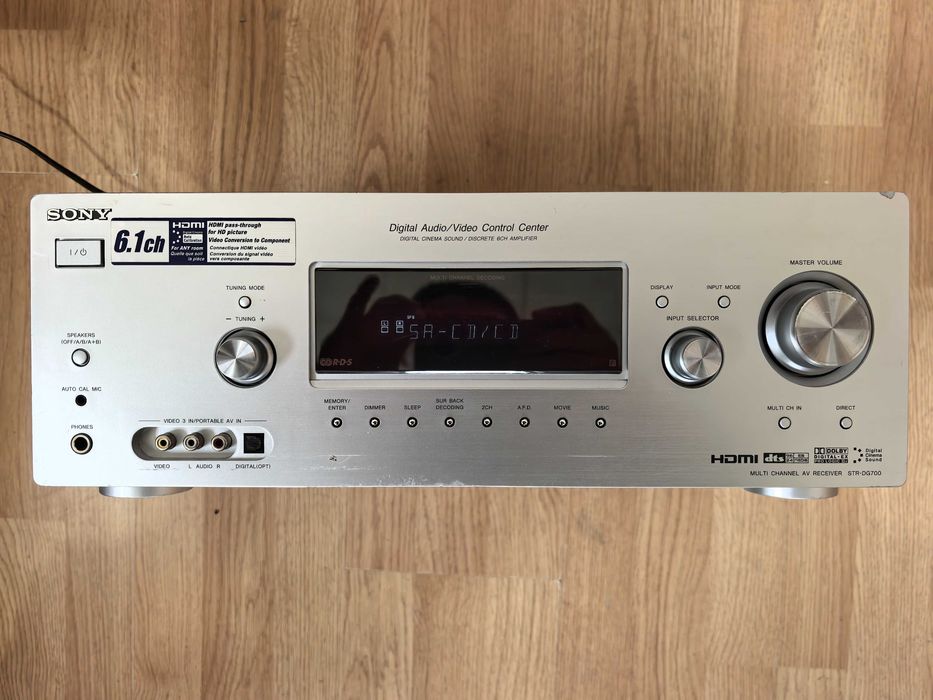 Amplificator defect pentru electronisti Sony STR-DG700-cititi anuntul