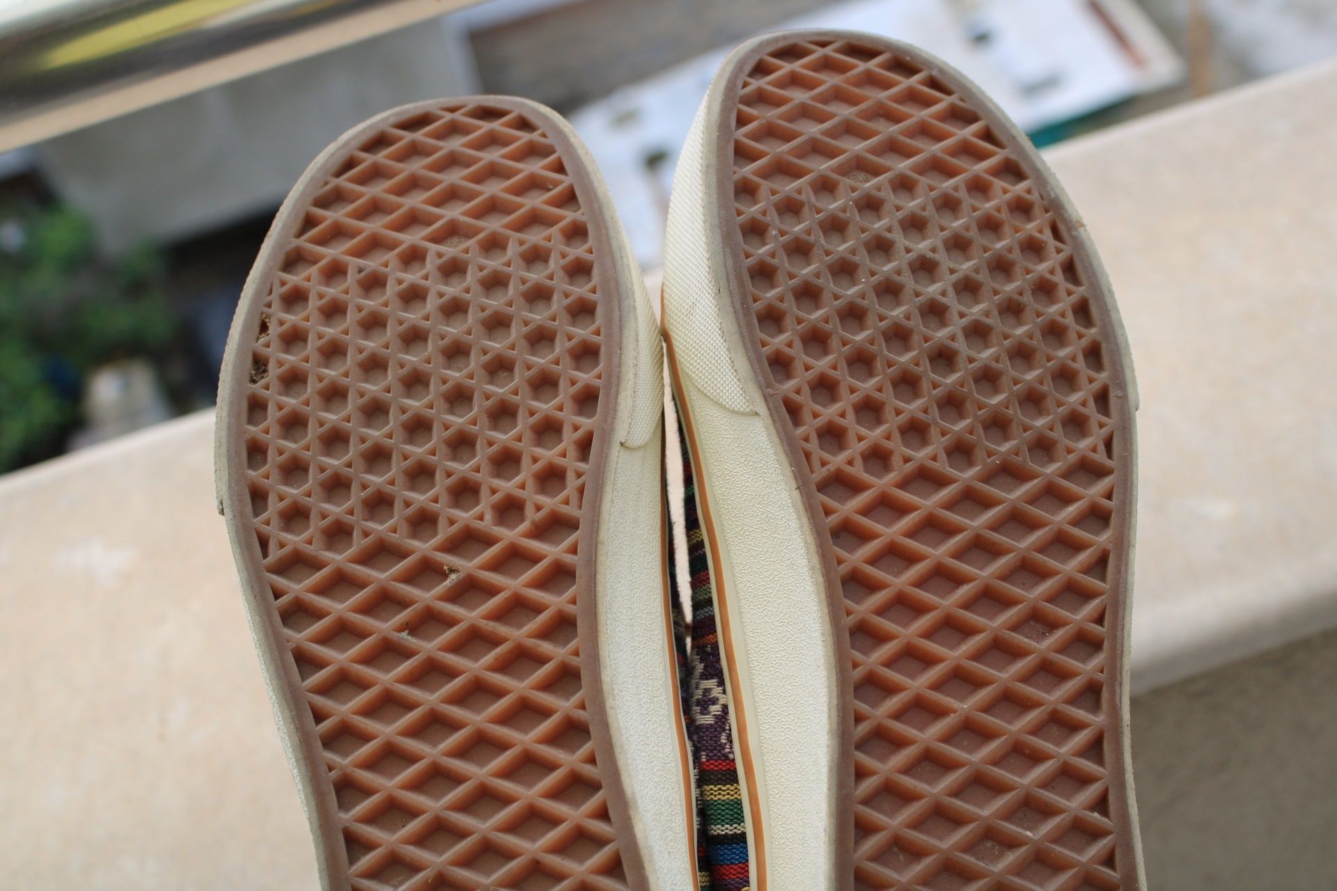 маратонки Adidas by Jeremy Scott, кец Vans 39