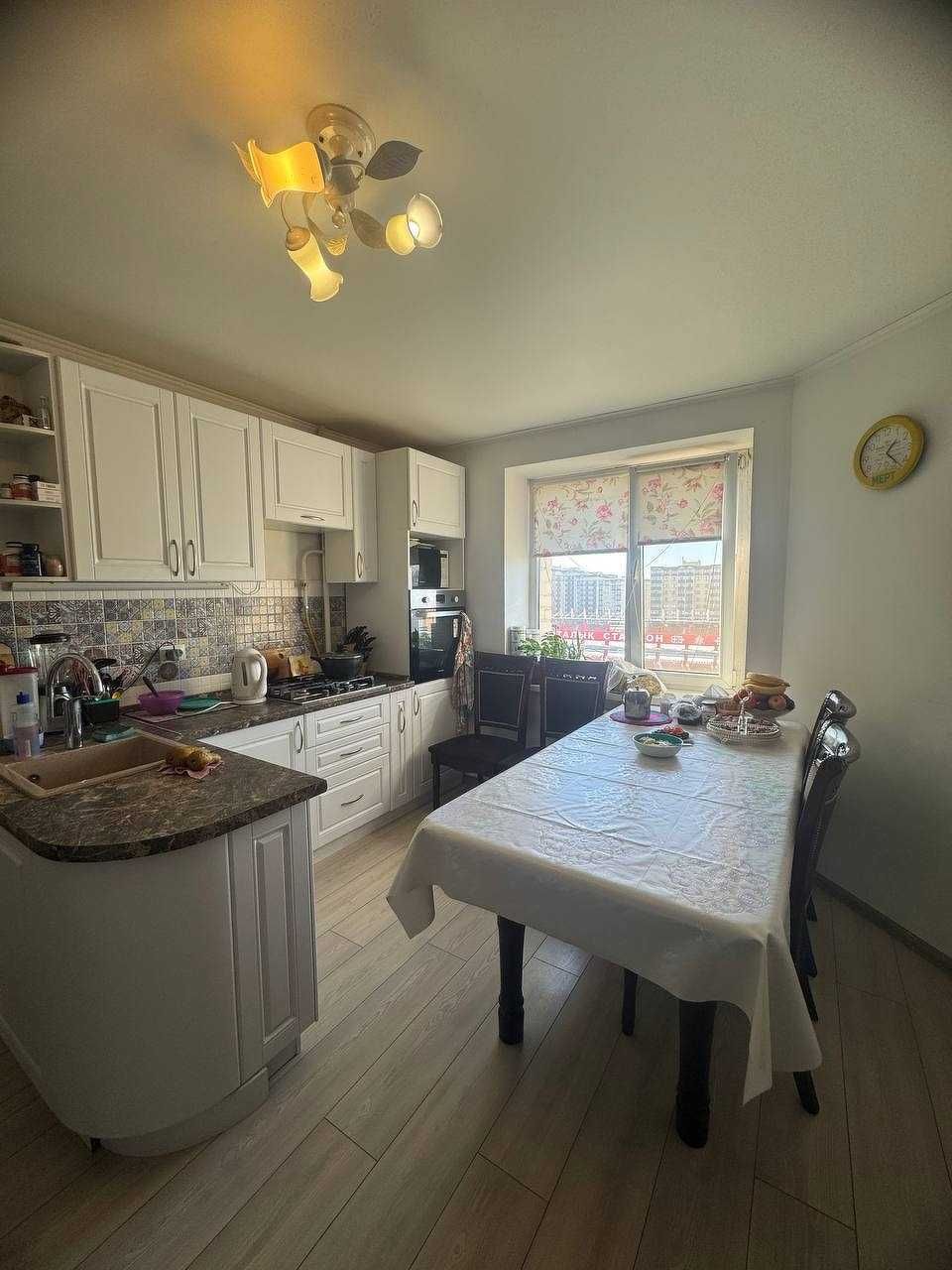 Продам 3 к.кв. ву районе Центрального Стадиона