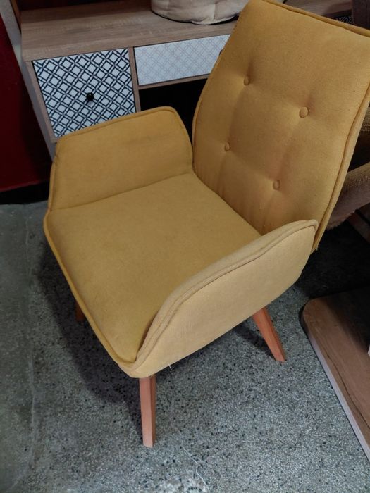 Конзола със стол