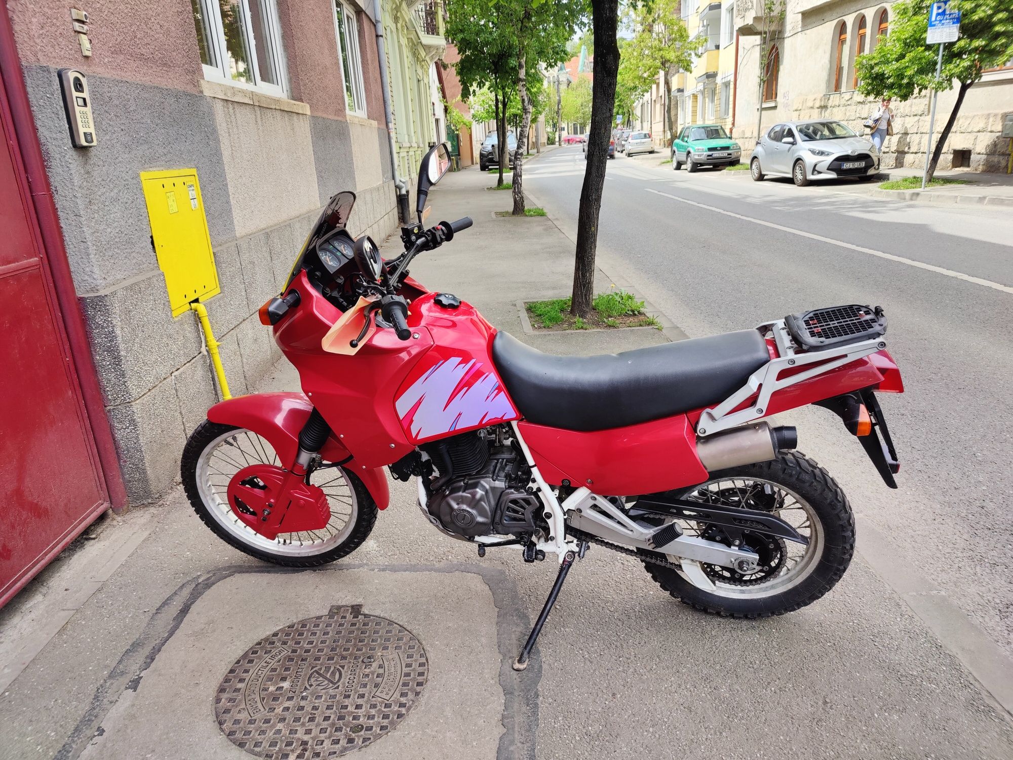 Suzuki DR 650 RS 30000km stare excelenta servisat complet