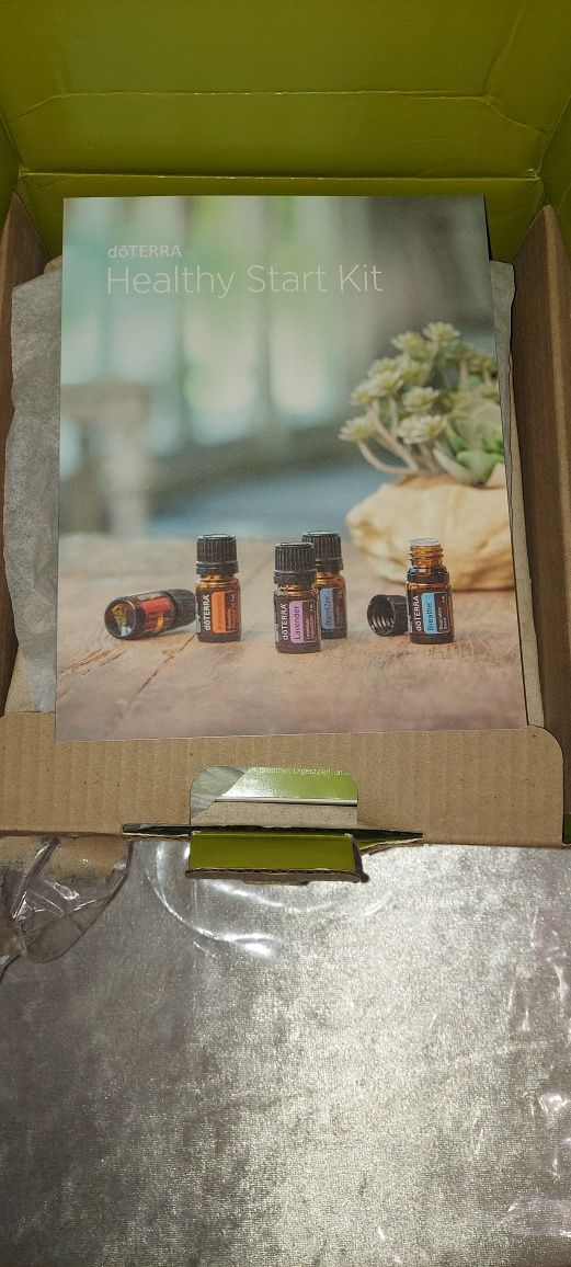 Doterra Diffuser + Family Essentials Kit