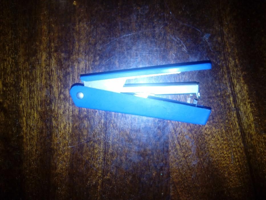 Продам степлер канцелярский