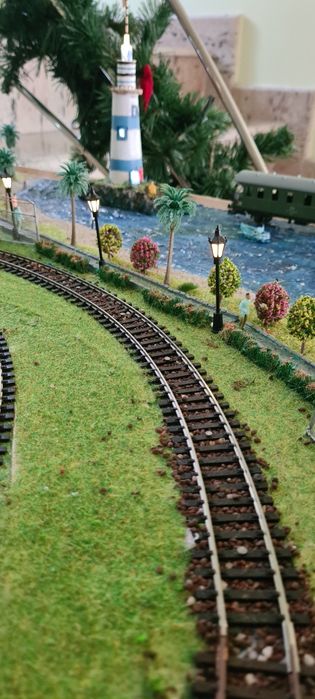 Felinar HO ptr diorama disponibil dupa 15 ian.