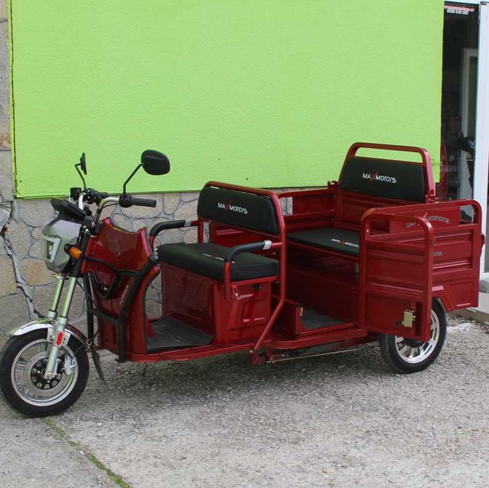 Електрическа триместна товарна триколка MaxiGo Pro, Red, 2000W
