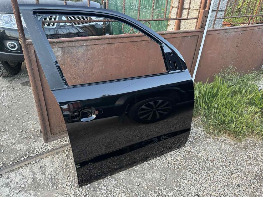 Предна дясна врата за Фолксваген Амарок Volkswagen Amarok
