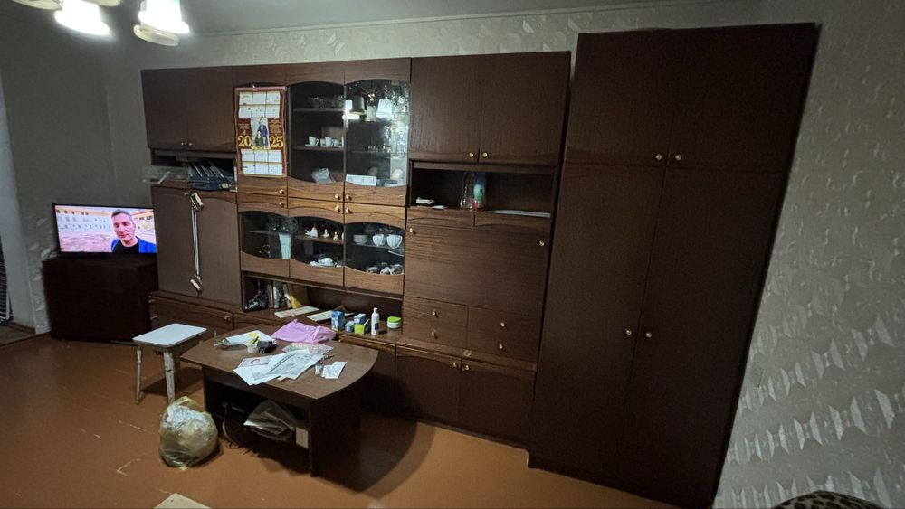 Продам старую мебель