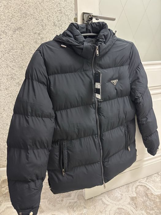 Куртка(демисезонный)prada(жап-жаңа)