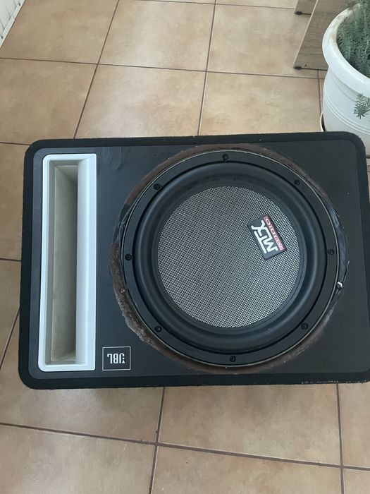 subwoofer jbl 750wt