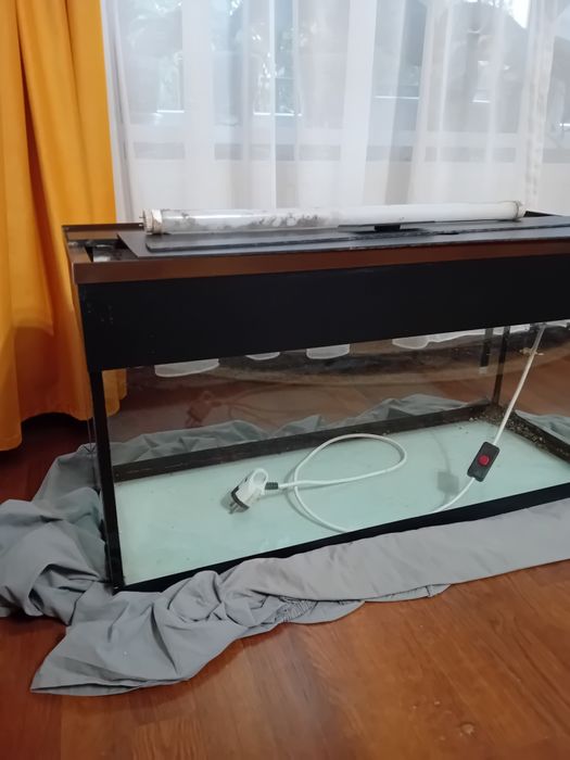Acvariu pesti  100 l