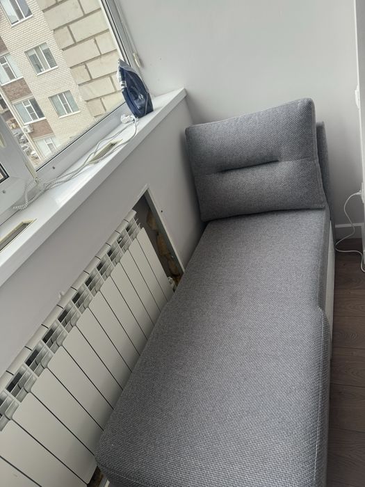 Диван серый в отличном состоянии