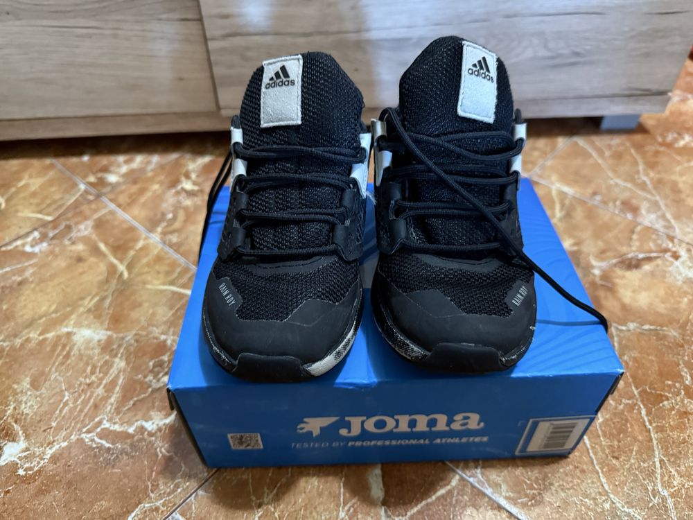 Детски маратонки Adidas Terrex