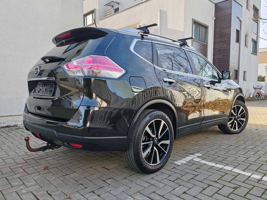 Nissan Xtrail 7Loc NaviPanoramicKeyLesGoCmr360ClimaJanteCarlig
