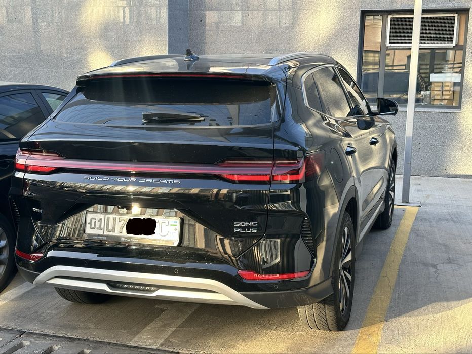 Продается BYD Song plus Champion gibrid DMi 150 km