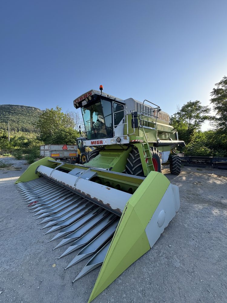Зърнокомбайн CLAAS MEGA 218