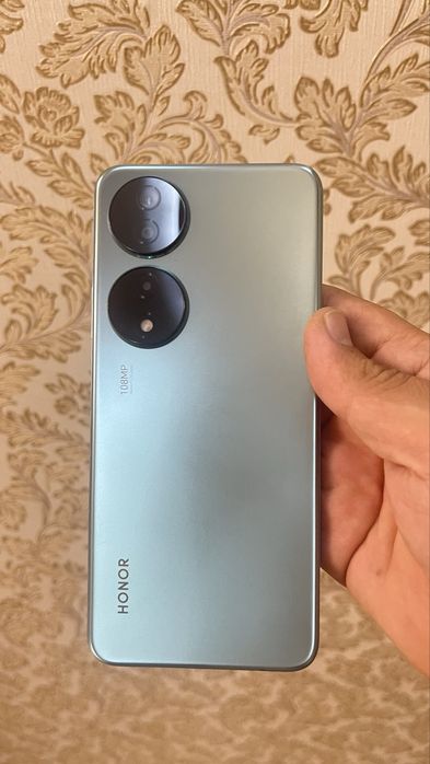 Honor X7B  8+8/128gb