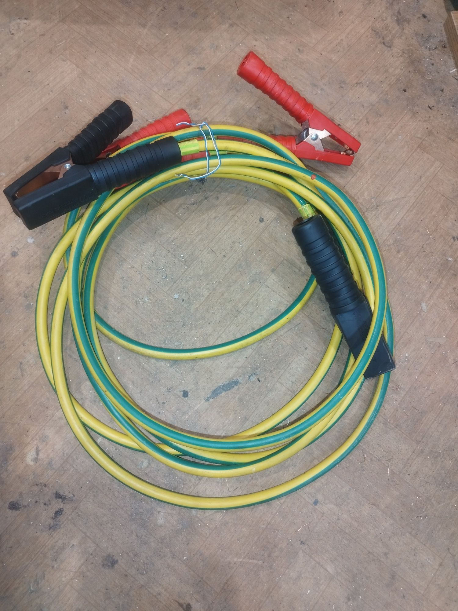 Cabluri pornire auto 3 metri cu sectiune 1 cm Cupru 100%
