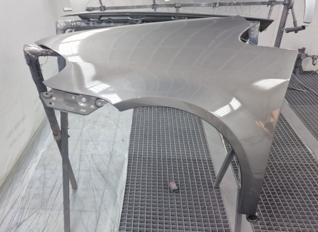 Aripa stanga fata NOUA vopsita maro D7S Volkswagen Touran 2007 - 2010