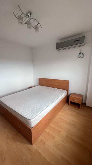 Vand apartament 2 camere - Piata Mihai Viteazu