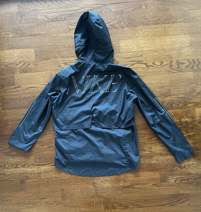 Nike windbreaker