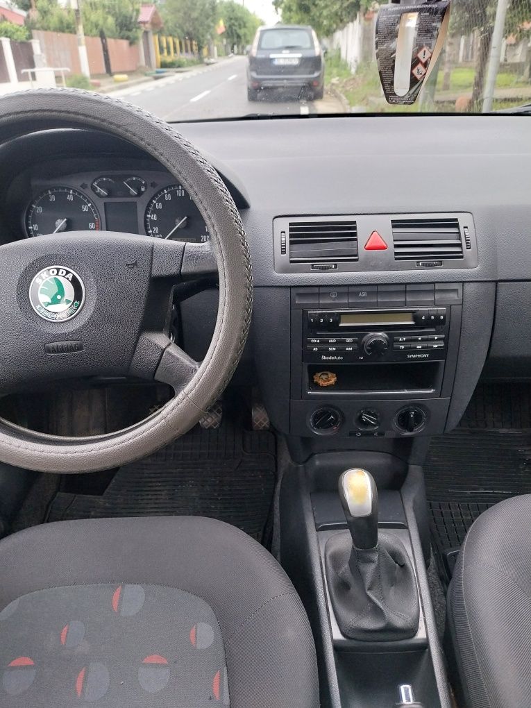 Skoda fabia 2004