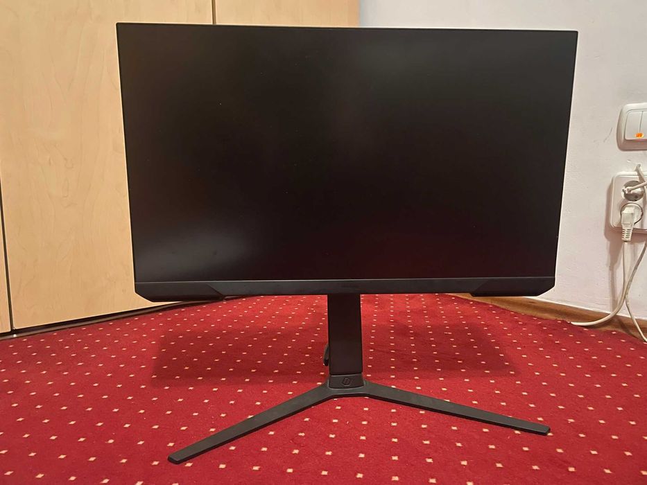 Vând Monitor Gaming Samsung LS24AG300NRXEN – 24"