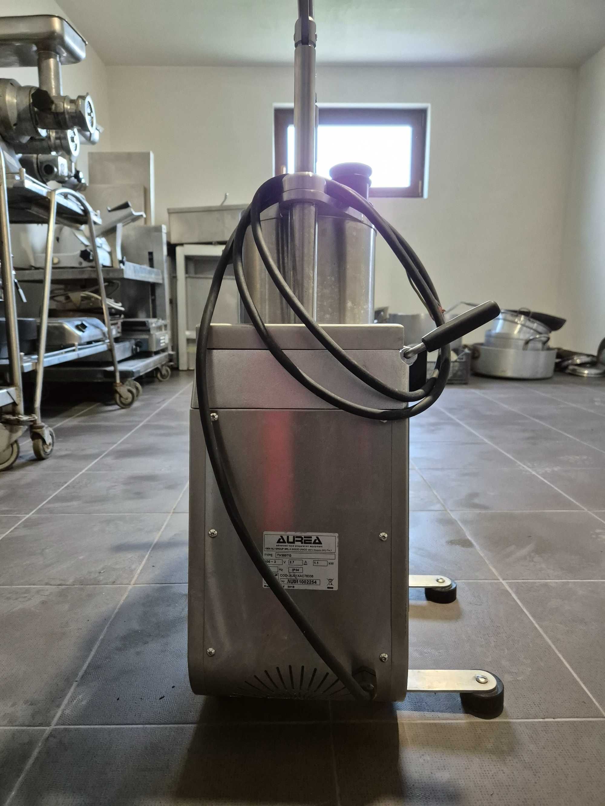 Robot de feliat legume industrial