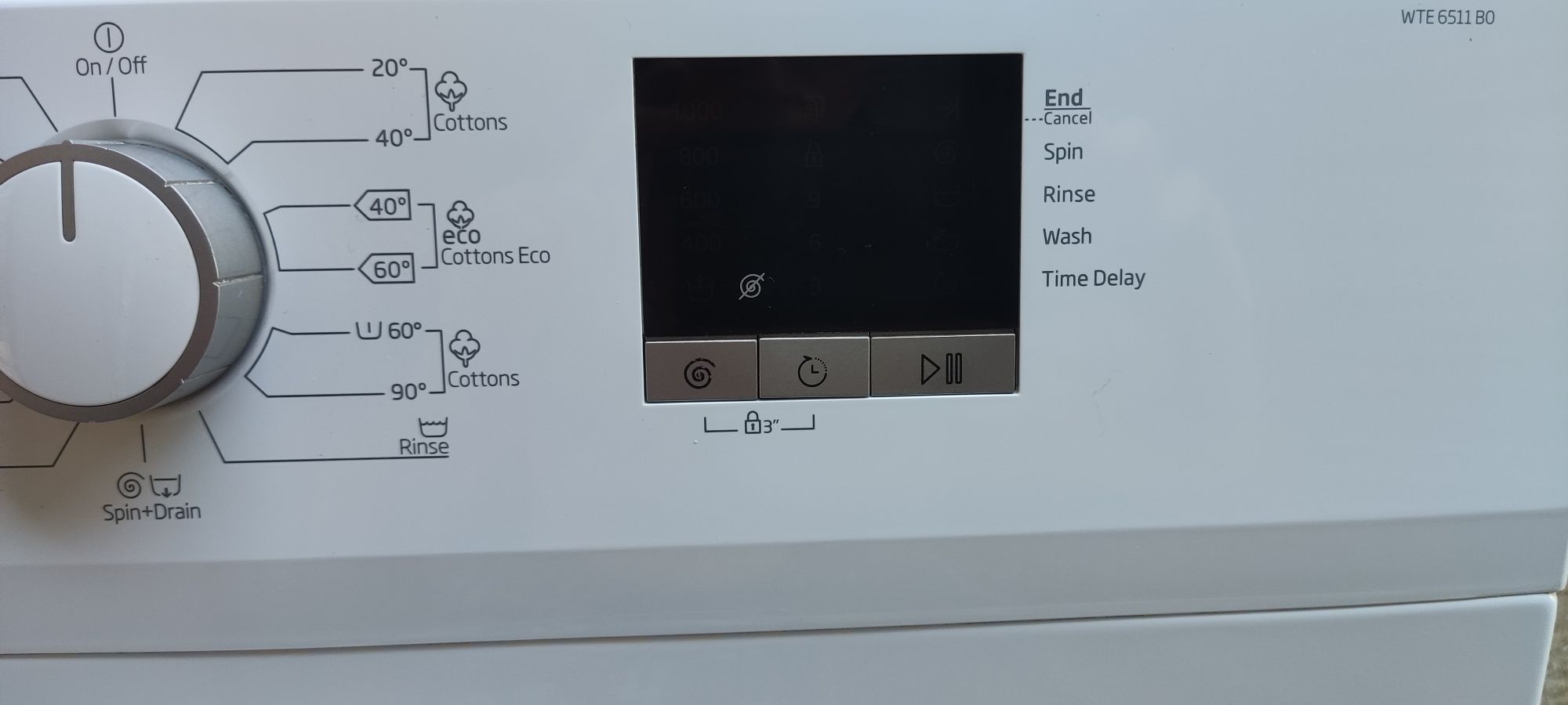Пералня BEKO SLIM като нова.