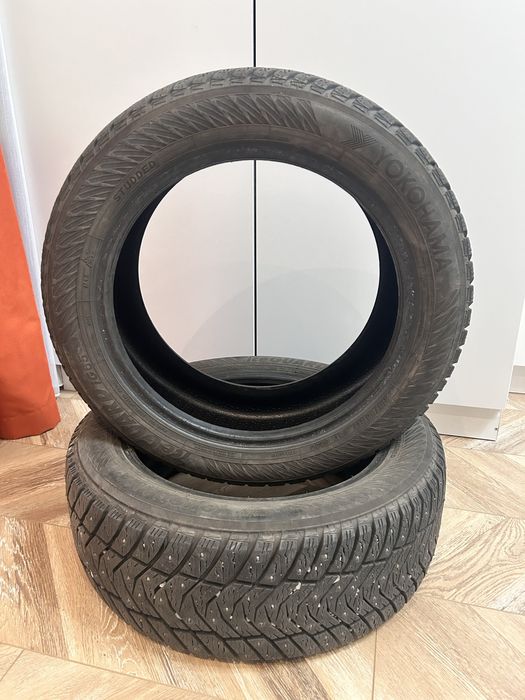Продаю шины зимние  215/55/R17