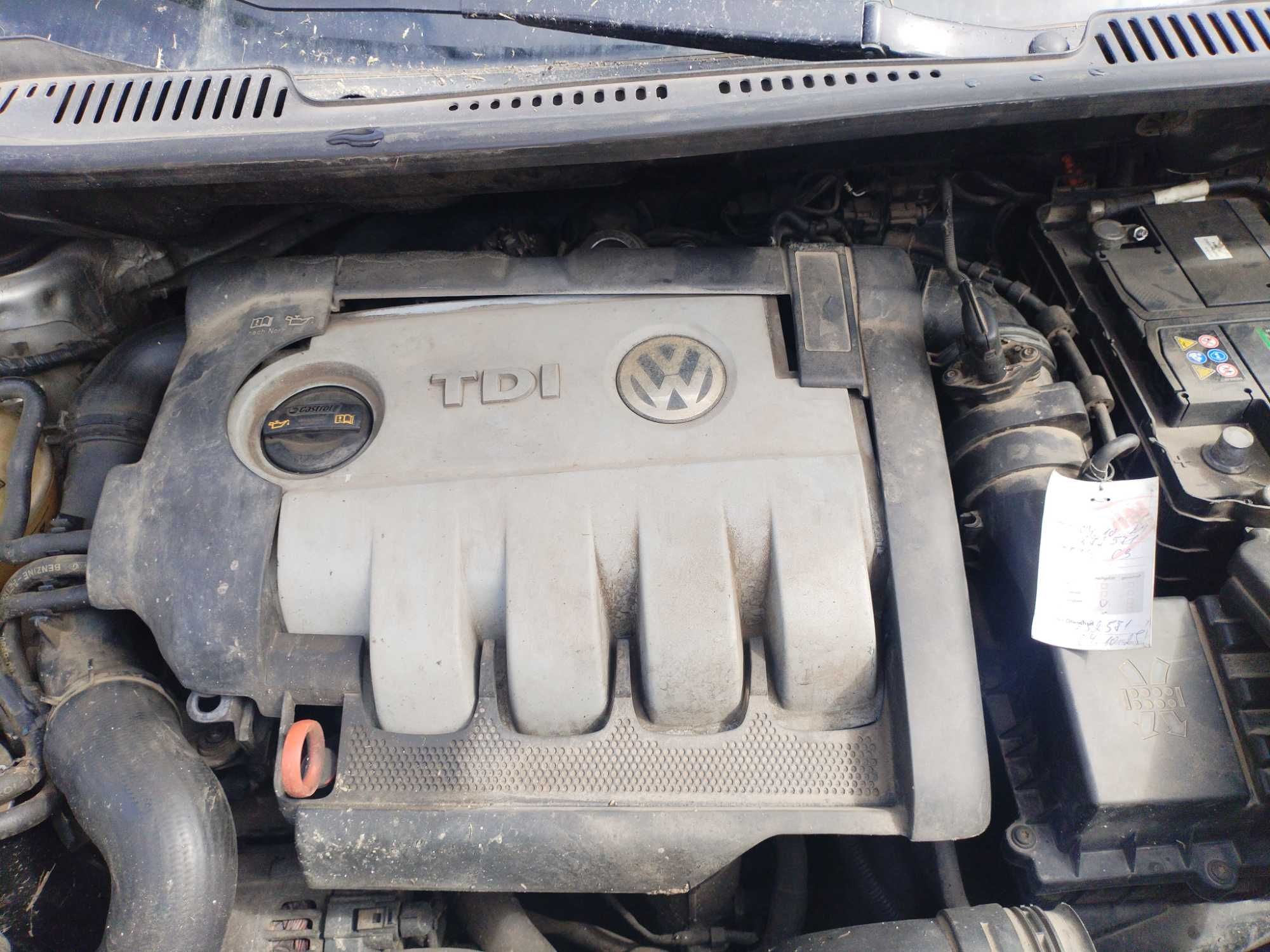 VW Touran на части снимка