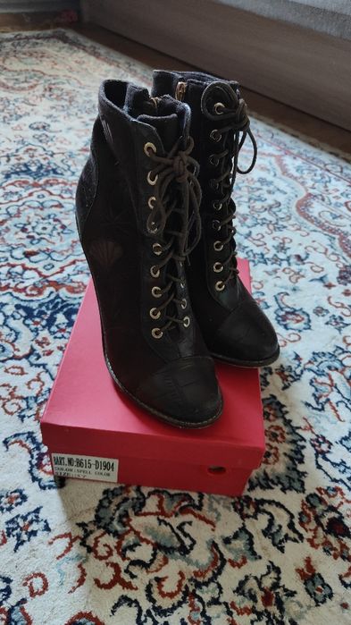 Осенний сапоги женские