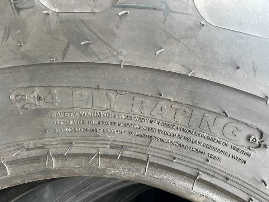 16.9-30 pt tractor spate cu 16 pliuri marca PANTHER cauciucuri noi