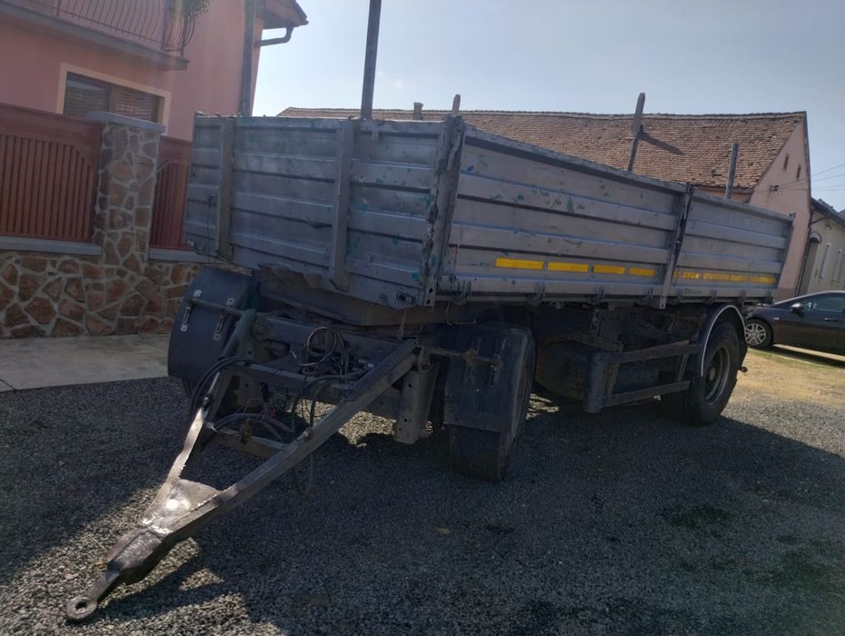 Remorca basculabila 3 parti de 18 tone