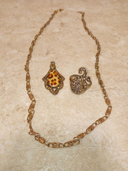 «Arzon narxda» Taqinchoqlar 50 ming som.Украшения Б/У за 50 тыс сумов