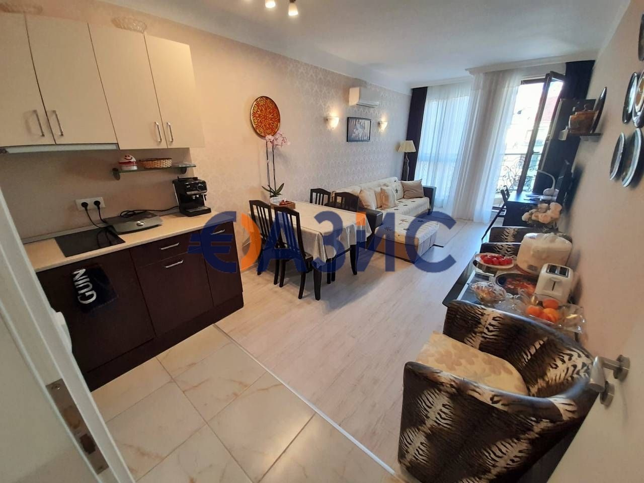 Продава се Двустаен апартамент в к.к. Слънчев бряг - 67 кв.м за 1672 €/кв.м - Снимка #8