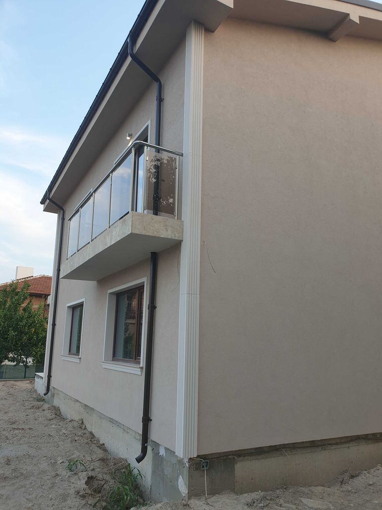 Продава се Къща в с. Крумово, Област Пловдив - 264 кв.м за 1326 €/кв.м - Снимка #1