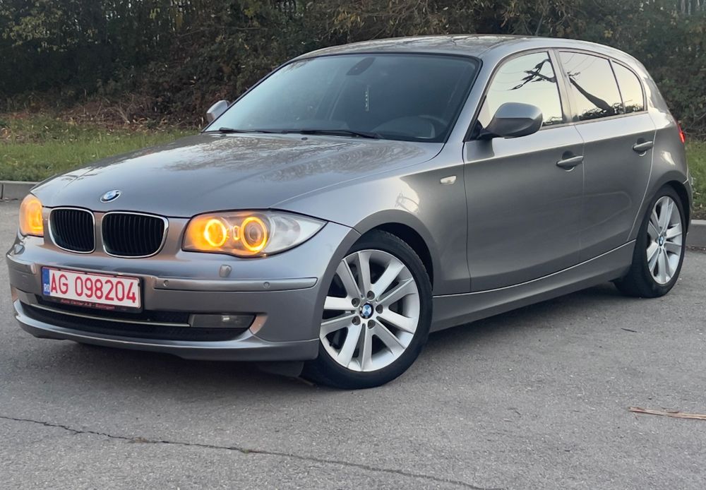 BMW Seria 1 / 123d / Bi-Turbo 204 Cp / Incalzire volan / Harman Kardon