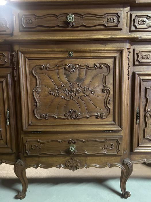 Servantă cu oglindă din lemn de nuc