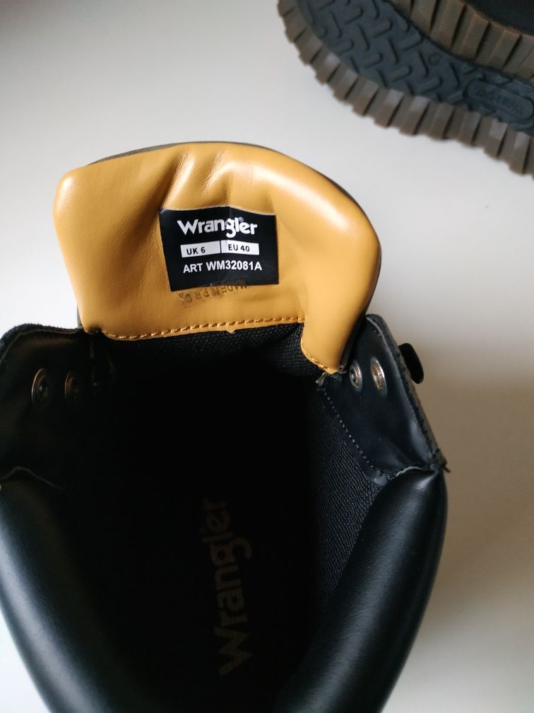 Ghete / Bocanci Wrangler marimea 40