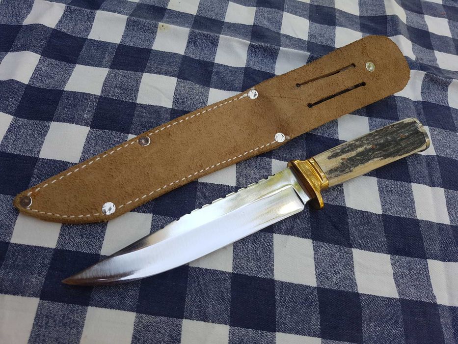 Ловен нож с кания