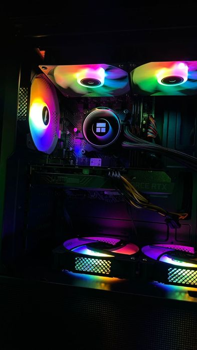 Vand PC Gaming i5 12400F | RTX 3060 12gb | 32gb DDR5 | 1TB SSD | NOU