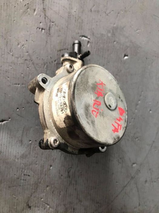 Pompa vacuum 1.5 crdi d4fa kia rio 2 cerato hyundai accent 3 getz