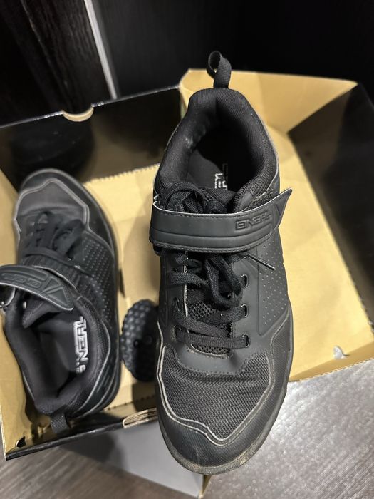 Вело Обувки Oneal за клипс/флат 42 номер !