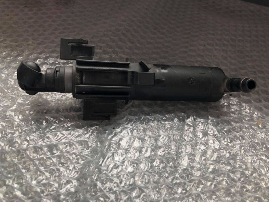 pompita spalator far dreapta audi a4 b8